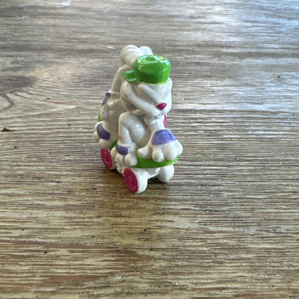 Vintage 1993 Hardees Speed Bunny Kids Meal Toy.